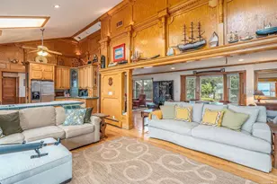 28 Koral Dr, Southampton, NY 11968 - Photo 5