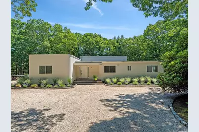 8 Deer Path, Quogue, NY 11959 - Photo 1