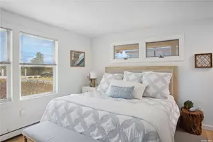 66 Library Ave, Westhampton Beach, NY 11978 - Photo 15