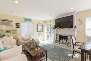 95 Springville Rd, Hampton Bays, NY 11946 - Photo 7