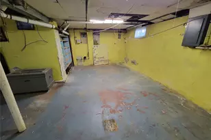 47 Gates Ave, Malverne, NY 11565 - Photo 11