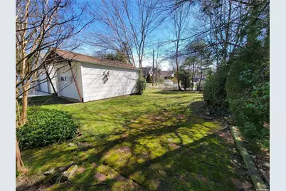 47 Gates Avenue, Malverne, NY 11565 - Photo 13