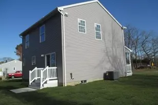 427 Macdonald Ave, Bellport, NY 11713 - Photo 7