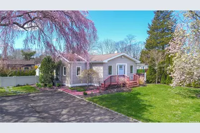 6 West End Avenue, East Quogue, NY 11942 - Photo 1