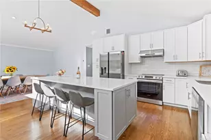 300 Marion Pl, East Marion, NY 11939 - Photo 3