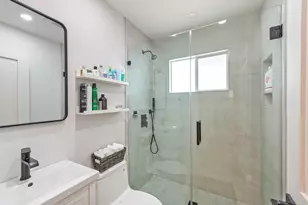 104 W Tiana Rd, Hampton Bays, NY 11946 - Photo 9