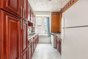 594 E 92nd St, Brooklyn, NY 11236 - Photo 5