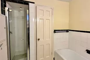 69-09 108th St, Forest Hills, NY 11375 - Photo 9