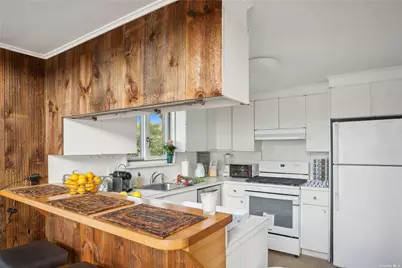 298 Dune Road, Westhampton Beach, NY 11978 - Photo 9