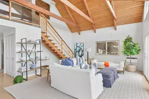 298 Dune Rd, Westhampton Beach, NY 11978 - Photo 17