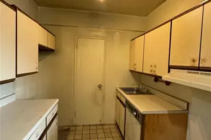 67-76 Booth St, Forest Hills, NY 11375 - Photo 9