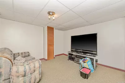 815 Americus Avenue, Patchogue, NY 11772 - Photo 23