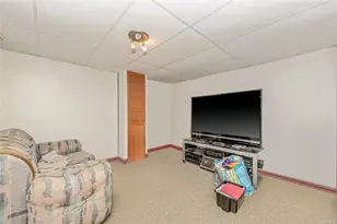 815 Americus Ave, Patchogue, NY 11772 - Photo 23