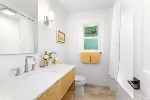 1100 Alvahs Ln, Cutchogue, NY 11935 - Photo 13