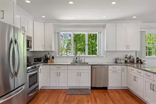 1800 Westphalia Rd, Mattituck, NY 11952 - Photo 5