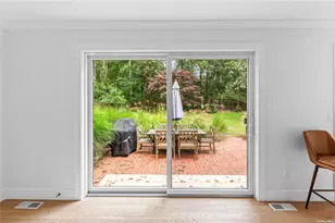 870 Stars Rd, East Marion, NY 11939 - Photo 11