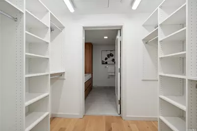 218 Middle Neck Road #201, Great Neck, NY 11021 - Photo 33