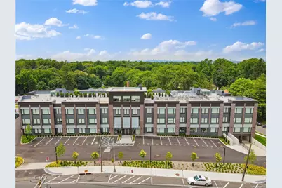 218 Middle Neck Road #201, Great Neck, NY 11021 - Photo 3