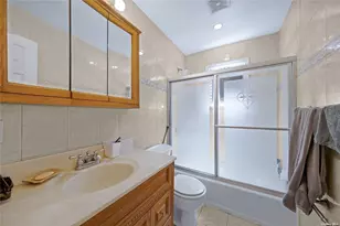 263 N Park Dr, Massapequa, NY 11758 - Photo 21