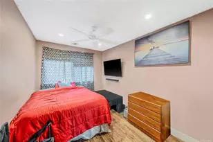 263 N Park Dr, Massapequa, NY 11758 - Photo 15