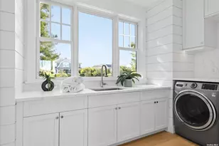 218 Dune Rd, Westhampton Beach, NY 11978 - Photo 11