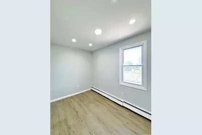 36 Walnut Road, Inwood, NY 11096 - Photo 7