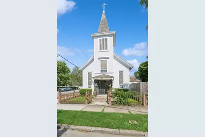 248 5th Avenue, Greenport, NY 11944 - Photo 3