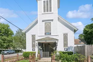 248 5th Ave, Greenport, NY 11944 - Photo 3