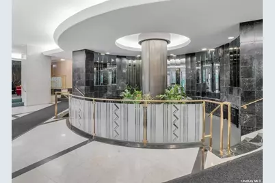 70-25 Yellowstone Boulevard #12O, Forest Hills, NY 11375 - Photo 15