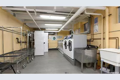 63-60 102nd Street #D9, Rego Park, NY 11374 - Photo 9