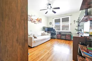 25-37 48th St, Astoria, NY 11103 - Photo 15