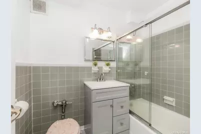 2835 Webb Avenue #7E, Bronx, NY 10468 - Photo 17