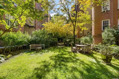 77-12 35 Avenue #A24, Jackson Heights, NY 11372 - Photo 19