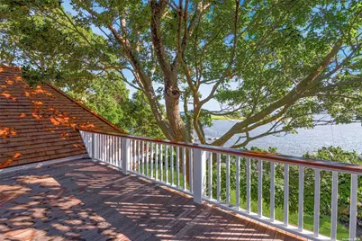 930 W Cove Road, Cutchogue, NY 11935 - Photo 23