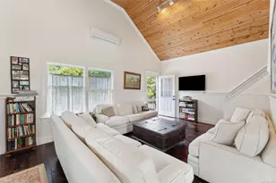 50 Old Main Rd, Quogue, NY 11959 - Photo 27