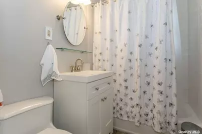 1213 E Broadway #B24, Hewlett, NY 11557 - Photo 15