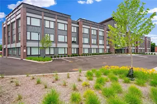 218 Middle Neck Rd, Great Neck, NY 11021 - Photo 13