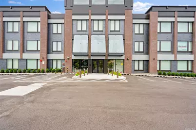 218 Middle Neck Road #108, Great Neck, NY 11021 - Photo 13