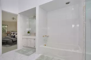 115 S Saxon Ave, Bay Shore, NY 11706 - Photo 19