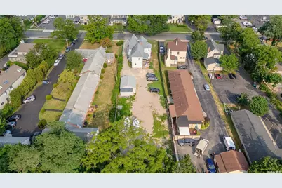 38 Park Avenue, Amityville, NY 11701 - Photo 5