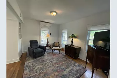 190 S Country Road, Remsenburg, NY 11960 - Photo 11