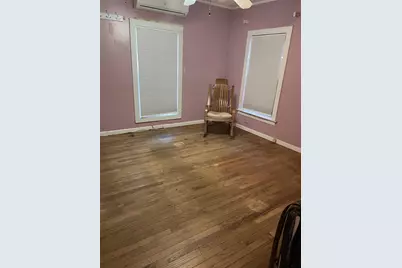 190 S Country Road, Remsenburg, NY 11960 - Photo 15