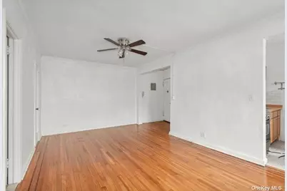 110-34 73rd Road #5K, Forest Hills, NY 11375 - Photo 5