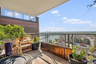 166-25 Powells Cove Boulevard #21G, Whitestone, NY 11357 - Photo 3