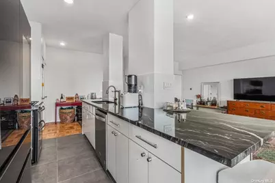 166-25 Powells Cove Boulevard #21G, Whitestone, NY 11357 - Photo 9