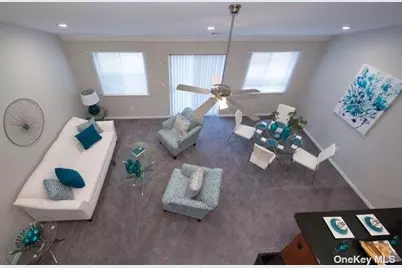 5000 Townhouse Drive #3204, Coram, NY 11727 - Photo 11