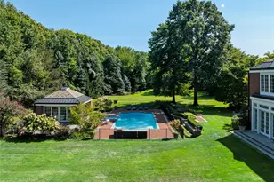 11 Dupont Ct, Brookville, NY 11548 - Photo 47