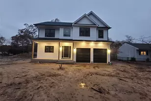 106 Schoolhouse Rd, East Islip, NY 11730 - Photo 25