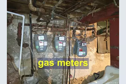 92-18 Liberty Avenue, Ozone Park, NY 11417 - Photo 29