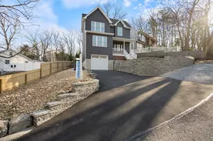 15 Woodhaven Dr, Sound Beach, NY 11789 - Photo 3